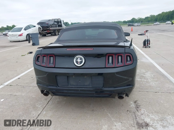 2013 Ford Mustang V6 with VIN 1ZVBP8EM9D5239373, listed as a IAAI auction lot 42373631 with 110,821 mi miles and . Bid and sale history available at DreamBid. Image 16.