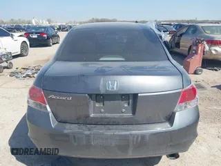 2009 Honda Accord EX z VIN 1HGCP26739A151612, wystawiony jako IAAI lot #41871767 z przebiegiem 47 217 mil mil oraz . Historia ofert i sprzedaży dostępna na DreamBid. Obrazek 17.