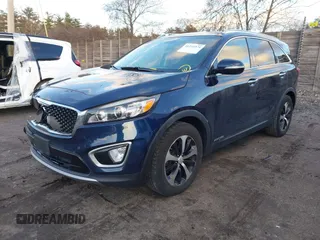 2016 Kia Sorento EX with VIN 5XYPHDA53GG183522, listed as a IAAI auction lot 41231974 with 96,360 mi miles. Bid and sale history available at carsss.com. Image 18.