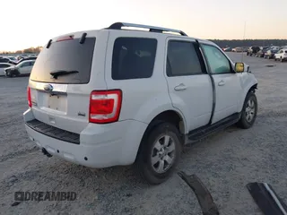 2010 Ford Escape Limited с VIN 1FMCU0EG5AKA43595, выставлен на аукционе IAAI как лот 40711908 с пробегом 196 267 миль миль и . История ставок и продаж доступна на DreamBid. Изображение 4.