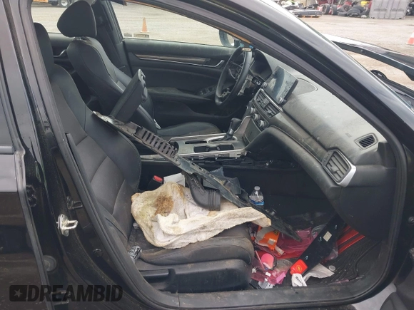 2019 Honda Accord Sport with VIN 1HGCV1F34KA027528, listed as a IAAI auction lot 42146346 with 51,221 mi miles and . Bid and sale history available at DreamBid. Image 5.