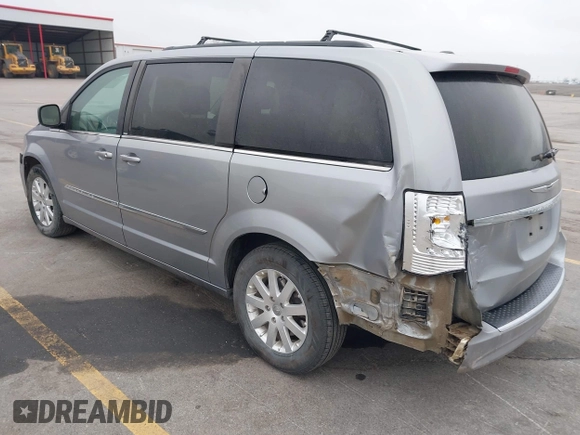 2014 Chrysler Town & Country Touring z VIN 2C4RC1BG1ER225443, wystawiony jako IAAI lot #42057326 z przebiegiem 142 997 mil mil oraz . Historia ofert i sprzedaży dostępna na DreamBid. Obrazek 3.