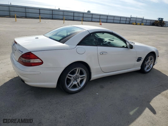 2007 Mercedes-Benz SL-Class 5.5L V8 with VIN WDBSK71F47F128374, listed as a Copart auction lot 50834865 with 142,362 mi miles and Clean Title. Bid and sale history available at carsss.com. Image 3.