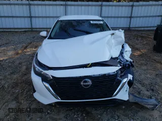 2024 Nissan Sentra S z VIN 3N1AB8BVXRY388396, wystawiony jako Copart lot #86353904 z przebiegiem 4664 mil mil oraz Szkoda całkowita • Salvage title. Historia ofert i sprzedaży dostępna na DreamBid. Obrazek 5.