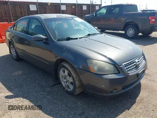 2005 Nissan Altima S with VIN 1N4AL11D65N930164, listed as a IAAI auction lot 42758283 with 192,339 mi miles and . Bid and sale history available at DreamBid. Image 1.