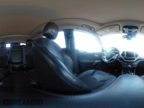 2018 Jeep Cherokee Latitude Plus с VIN 1C4PJLLX0JD523874, выставлен на аукционе IAAI как лот 42374894 с пробегом 77 086 миль миль и . История ставок и продаж доступна на DreamBid. Изображение 19.