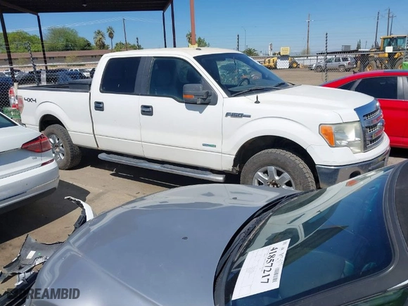 2013 Ford F-150 XL with VIN 1FTFW1ET2DKF80282, listed as a IAAI auction lot 41851799 with 283,190 mi miles. Bid and sale history available at carsss.com. Image 13.