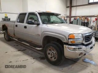 2005 GMC Sierra 3500 DRW SL z VIN 1GTHK33225F889643, wystawiony jako Copart lot #80901154 z przebiegiem Nie podano mil oraz Szkody całkowita. Historia ofert i sprzedaży dostępna na DreamBid. Obrazek 4.