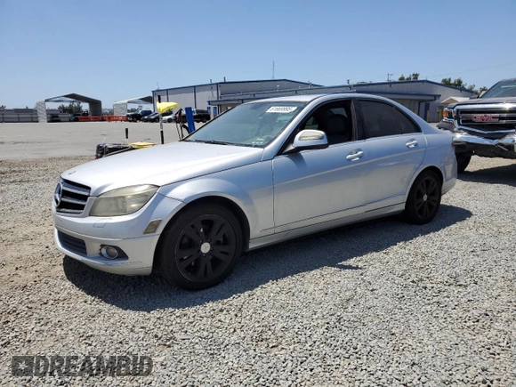 2008 Mercedes-Benz C 300 Sport z VIN WDDGF54X98F065106, wystawiony jako Copart lot #61669995 z przebiegiem 197 374 mil mil oraz Czysty tytuł • Clean title. Historia ofert i sprzedaży dostępna na DreamBid. Obrazek 1.