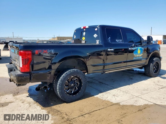 2018 Ford Super Duty F-250 SRW XL with VIN 1FT7W2BT4JEB15852, listed as a Copart auction lot 47739045 with 182,109 mi miles and Salvage Title. Bid and sale history available at carsss.com. Image 3.