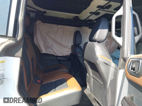 2024 Ford Bronco Outer Banks с VIN 1FMDE8BH3RLB55220, выставлен на аукционе IAAI как лот 42290827 с пробегом 9 415 миль миль и . История ставок и продаж доступна на DreamBid. Изображение 8.