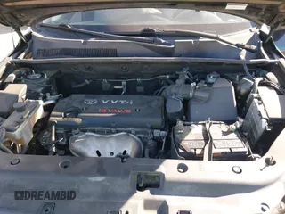 2007 Toyota RAV4 with VIN JTMZD33V376043839, listed as a IAAI auction lot 41670983 with 181,499 mi miles. Bid and sale history available at carsss.com. Image 10.