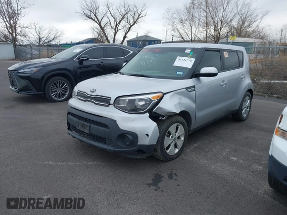 2018 Kia Soul with VIN KNDJN2A25J7597186, listed as a IAAI auction lot 41421770 with 283,072 mi miles. Bid and sale history available at carsss.com. Image 17.