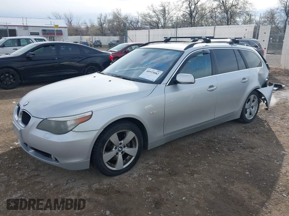 2006 BMW 5 Series 530xi with VIN WBANN73506CN01479, listed as a IAAI auction lot 40933082 with 200,464 mi miles and . Bid and sale history available at carsss.com. Image 17.