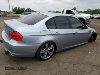 2009 BMW 3 Series 335i with VIN WBAPM73579E190895, listed as a Copart auction lot 63645945 with 102,174 mi miles and Salvage title. Bid and sale history available at DreamBid. Image 3.