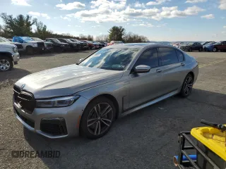 2020 BMW 7 Series 750i xDrive with VIN WBA7U2C07LCD59553, listed as a Copart auction lot 86826964 with 0 mi miles and Salvage Title. Bid and sale history available at carsss.com. Image 1.
