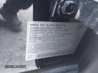 2018 Audi Q7 Premium Plus z VIN WA1LAAF75JD054810, wystawiony jako IAAI lot #42049892 z przebiegiem 43 297 mil mil oraz . Historia ofert i sprzedaży dostępna na DreamBid. Obrazek 9.