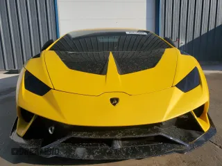 2018 Lamborghini Huracan z VIN ZHWCD4ZFXJLA08925, wystawiony jako Copart lot #86834884 z przebiegiem 3 871 mil mil oraz Szkoda całkowita • Salvage title. Historia ofert i sprzedaży dostępna na DreamBid. Obrazek 5.