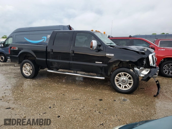 2006 Ford F-350 XL with VIN 1FTWW31PX6EC60309, listed as a Copart auction lot 55087655 with 245,450 mi miles and Salvage Title. Bid and sale history available at DreamBid. Image 4.