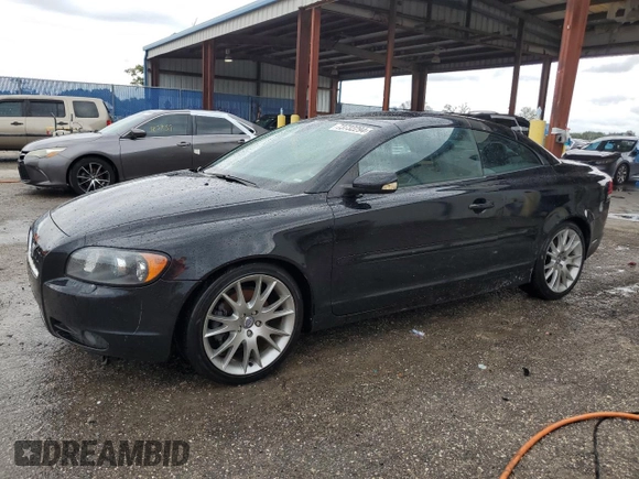 2007 Volvo C70 with VIN YV1MC68217J010617, listed as a Copart auction lot 73732294 with 0 mi miles and Salvage Title. Bid and sale history available at carsss.com. Image 1.