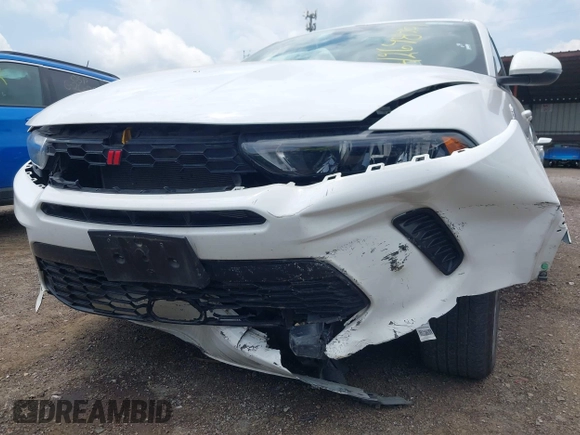 2024 Dodge Hornet R/T with VIN ZACPDFCW0R3A28742, listed as a IAAI auction lot 42698231 with 34,181 mi miles and . Bid and sale history available at DreamBid. Image 6.