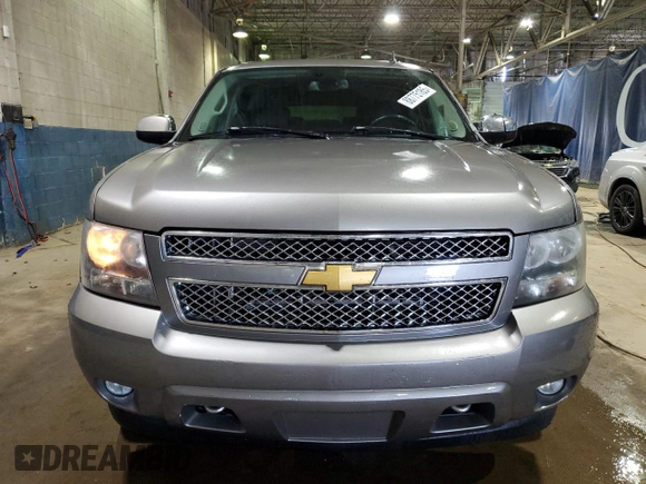 2007 Chevrolet Suburban LTZ with VIN 3GNFK16Y47G309457, listed as a Copart auction lot 88775185 with 185,056 mi miles and Clean Title. Bid and sale history available at DreamBid. Image 5.