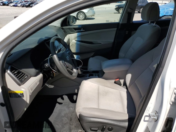 2017 Hyundai Tucson SE with VIN KM8J33A41HU506970, listed as a Copart auction lot 52351705 with 86,074 mi miles and Salvage Title. Bid and sale history available at DreamBid. Image 7.
