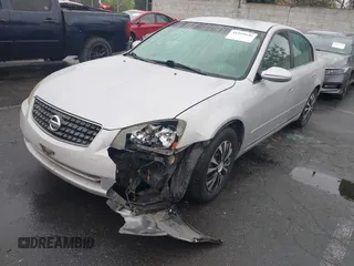2005 Nissan Altima 2.5 S with VIN 1N4AL11D25N413377, listed as a IAAI auction lot 41919546 with 235,704 mi miles. Bid and sale history available at carsss.com. Image 21.