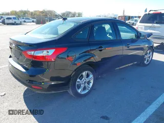 2013 Ford Focus SE with VIN 1FADP3F27DL183804, listed as a IAAI auction lot 40899670 with 66,352 mi miles. Bid and sale history available at carsss.com. Image 4.