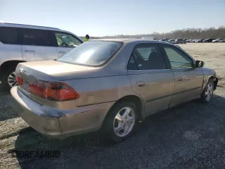 1999 Honda Accord LX с VIN JHMCG6657XC012703, выставлен на аукционе Copart как лот 48422915 с пробегом 402 606 миль миль и Списание • Salvage title. История ставок и продаж доступна на DreamBid. Изображение 3.