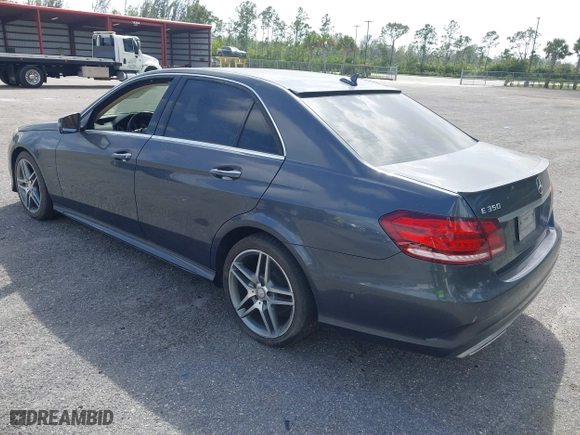 2016 Mercedes-Benz E-Class E 350 Sport with VIN WDDHF5KB7GB173418, listed as a IAAI auction lot 41956020 with 72,475 mi miles. Bid and sale history available at carsss.com. Image 3.