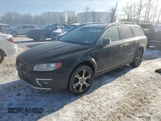 2014 Volvo XC70 T6 with VIN YV4902BZ4E1175705, listed as a Copart auction lot 86425084 with 150,987 mi miles and Clean Title. Bid and sale history available at DreamBid. Image 1.