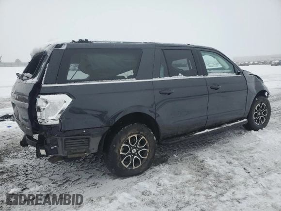 2024 Ford Expedition Max XLT z VIN 1FMJK1J86REA33833, wystawiony jako Copart lot #46241525 z przebiegiem 17 823 mil mil oraz Nie do naprawy • Non repairable. Historia ofert i sprzedaży dostępna na DreamBid. Obrazek 3.