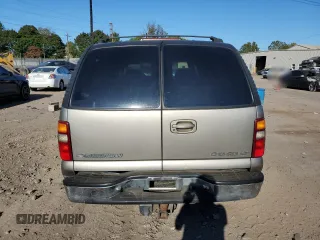 2001 Chevrolet Suburban LT with VIN 3GNEC16T11G144696, listed as a Copart auction lot 72712924 with 0 mi miles and Salvage Title. Bid and sale history available at carsss.com. Image 6.