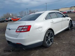 2015 Ford Taurus SEL with VIN 1FAHP2E89FG125416, listed as a IAAI auction lot 42119671 with 190,808 mi miles and . Bid and sale history available at carsss.com. Image 4.