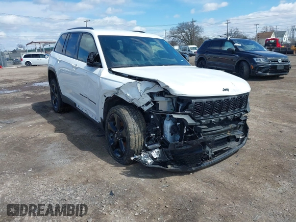 2023 Jeep Grand Cherokee Laredo z VIN 1C4RJHAG9PC640845, wystawiony jako IAAI lot #41991471 z przebiegiem 48 653 mil mil oraz . Historia ofert i sprzedaży dostępna na DreamBid. Obrazek 19.
