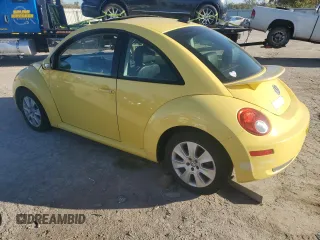 2009 Volkswagen New Beetle Coupe S with VIN 3VWRG31C29M517367, listed as a Copart auction lot 77846634 with 170,603 mi miles and Salvage Title. Bid and sale history available at carsss.com. Image 2.