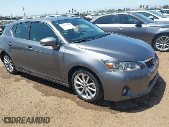 2013 Lexus CT 200h Hybrid with VIN JTHKD5BH6D2147686, listed as a IAAI auction lot 42117110 with 143,450 mi miles. Bid and sale history available at carsss.com. Image 1.