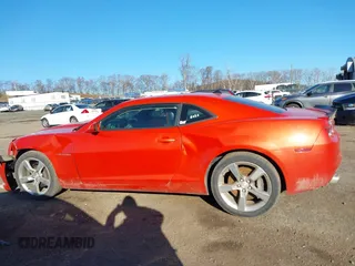 2011 Chevrolet Camaro 2SS with VIN 2G1FK1EJ3B9116032, listed as a IAAI auction lot 41807798 with 209,604 mi miles and . Bid and sale history available at DreamBid. Image 14.