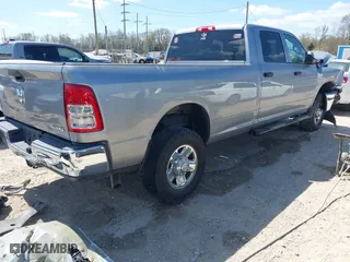 2022 Ram 2500 Tradesman with VIN 3C6UR5HJ0NG118075, listed as a IAAI auction lot 41742502 with 1 mi miles. Bid and sale history available at carsss.com. Image 4.