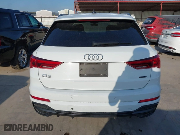 2021 Audi Q3 S line Premium z VIN WA1DECF35M1063868, wystawiony jako IAAI lot #42247128 z przebiegiem 89 959 mil mil oraz . Historia ofert i sprzedaży dostępna na DreamBid. Obrazek 16.