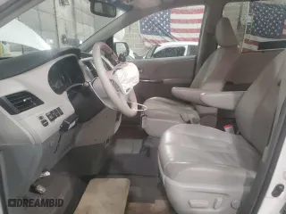2013 Toyota Sienna XLE AAS with VIN 5TDYK3DC9DS388996, listed as a Copart auction lot 51067235 with 83,333 mi miles and Salvage Title. Bid and sale history available at carsss.com. Image 7.