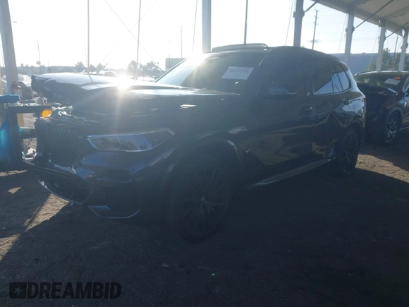 2022 BMW X5 M50i with VIN 5UXJU4C01N9J87147, listed as a IAAI auction lot 41215795 with 47,768 mi miles. Bid and sale history available at carsss.com. Image 18.