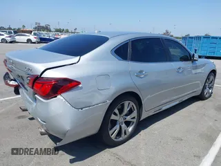 2015 Infiniti Q70 с VIN JN1BY1PP9FM600451, выставлен на аукционе IAAI как лот 42587404 с пробегом 165 071 миль миль и . История ставок и продаж доступна на DreamBid. Изображение 4.
