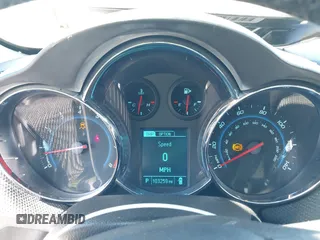 2014 Chevrolet Cruze 2LT z VIN 1G1PE5SB7E7200554, wystawiony jako IAAI lot #41739058 z przebiegiem 103 259 mil mil oraz . Historia ofert i sprzedaży dostępna na DreamBid. Obrazek 7.