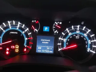 2019 Toyota 4Runner SR5 with VIN JTEZU5JRXK5192308, listed as a IAAI auction lot 41327678 with 127,320 mi miles. Bid and sale history available at carsss.com. Image 7.