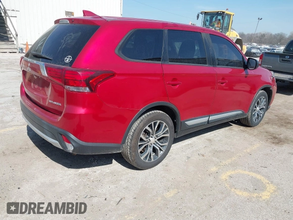 2018 Mitsubishi Outlander ES z VIN JA4AD2A39JZ055230, wystawiony jako IAAI lot #41786868 z przebiegiem 95 597 mil mil oraz . Historia ofert i sprzedaży dostępna na DreamBid. Obrazek 4.