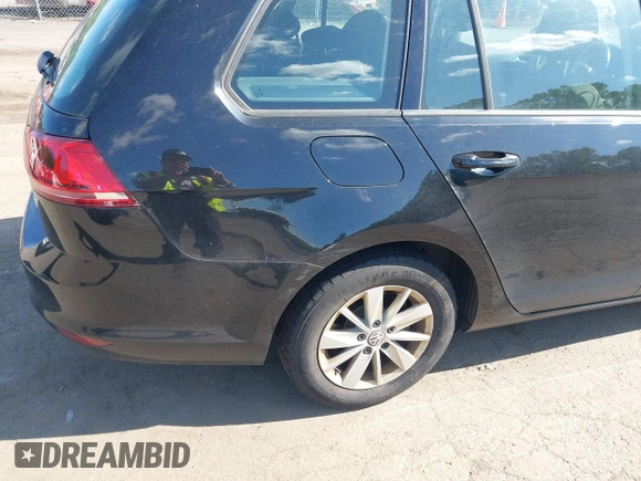 2016 Volkswagen Golf TSI Limited Edition Edition с VIN 3VWC17AU8GM503624, выставлен на аукционе IAAI как лот 42564731 с пробегом 136 057 миль миль и . История ставок и продаж доступна на DreamBid. Изображение 18.