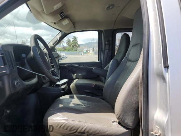 2011 Chevrolet Express Passenger LS z VIN 1GNSGBF4XB1169764, wystawiony jako Copart lot #64512794 z przebiegiem 75 532 mil mil oraz Szkoda całkowita • Salvage title. Historia ofert i sprzedaży dostępna na DreamBid. Obrazek 7.