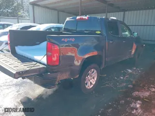2018 Chevrolet Colorado 4WD LT with VIN 1GCGTCEN1J1138511, listed as a IAAI auction lot 41299326 with 107,159 mi miles. Bid and sale history available at carsss.com. Image 4.